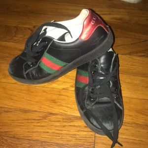 Gucci Black shoes kids size 31 us13